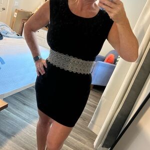 Stylish Gray Belt with Intricate Gray Crocheted Pattern and Leather Tiebacks